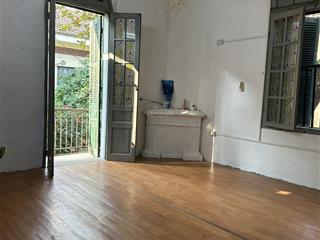 Bán nhà tầng 2, biệt thự pháp mặt phố trần hưng đạo, dt 55m2, giá bán 4,85 tỷ, đt 0983 834 ***