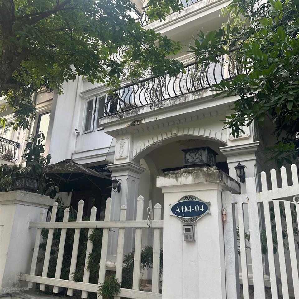 Bán biệt thự song lập vinhomes riverside. 165m2  mặt tiền 10m  4 tầng, 5 ngủ. đt 0983 834 ***