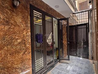 Nhà mới ở ngay  giá cực tốt  ngõ an sơn phố đại la 30m2, 5 tầng, 7 tỷ, đt 0983 834 ***. #đoàndiện