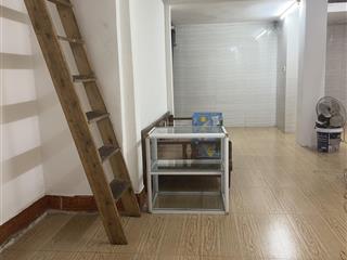 Cho thuê nhà tại 105 phố bà triệu 30m2 1 tầng + gác xép, 5 triệu / tháng, đt 0983 834 ***. #đoàndiện