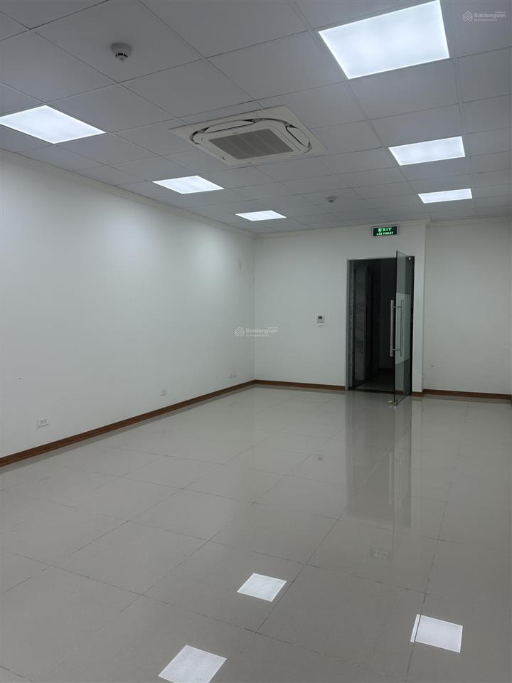 Nhà mặt phố nguyễn đình chiểu, hai bà trưng 60m2, 8 tầng, 100 triệu / tháng, đt 0983 834 ***