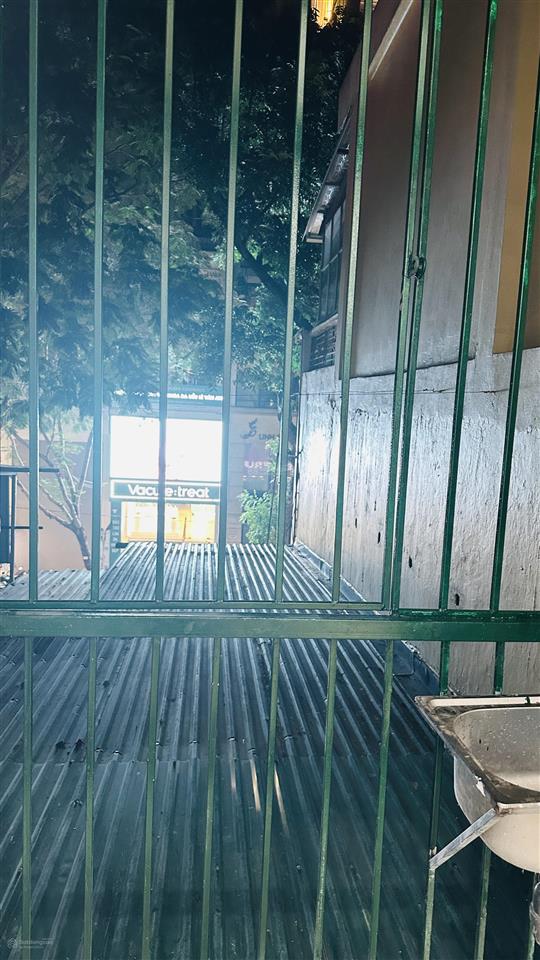 Tầng 1+3 biệt thự mặt phố bà triệu, dt 60m2, giá 3,5 tỷ, đt 0983 834 ***. #đoàndiện