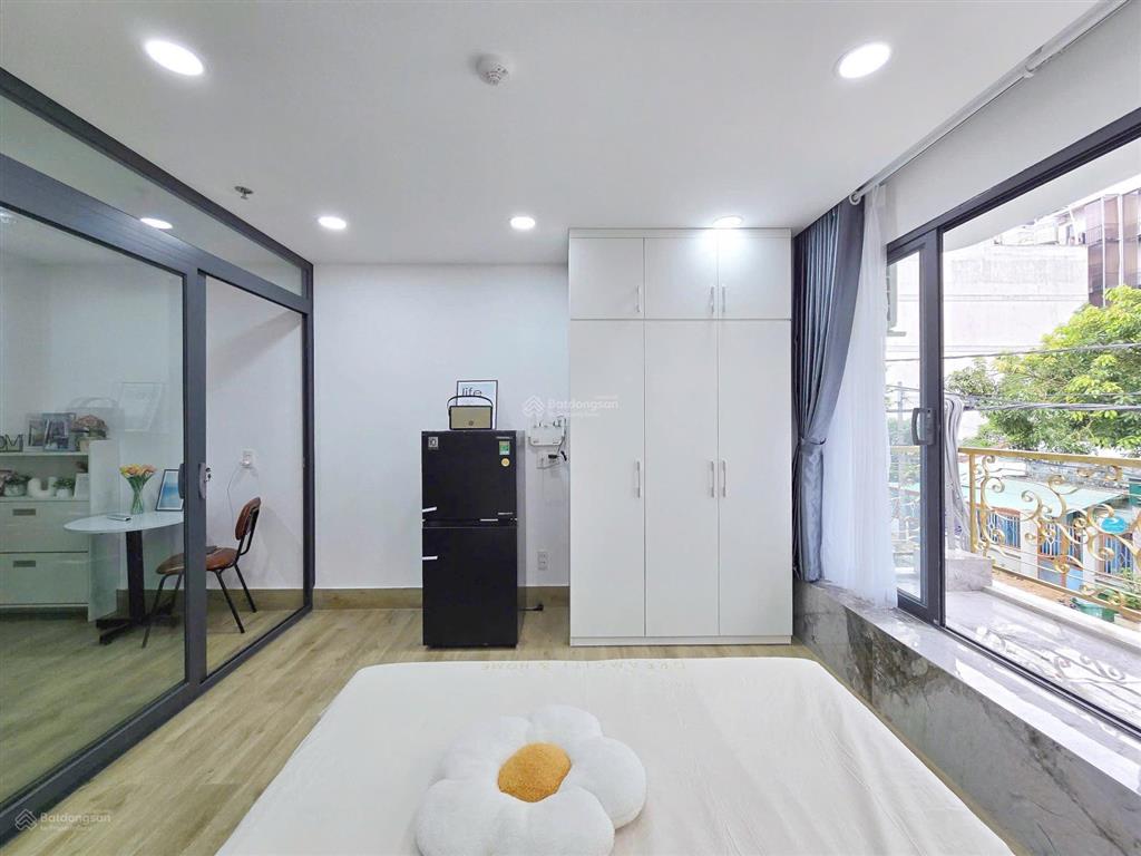 Cho thuê căn hộ 1 phòng ngủ tại quận 7 thuận tiện di chuyển các quận 4, quận 1 giá 9tr