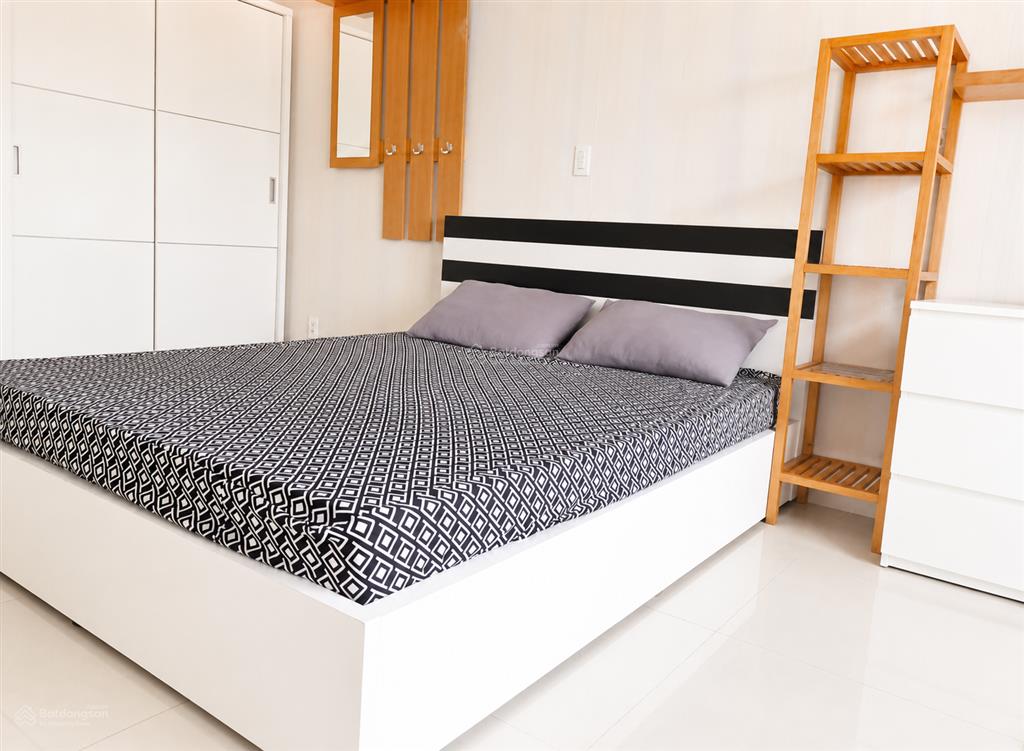 Bán căn studio sunrise city north, 29 m2, full nt như hình  2,5 tỷ