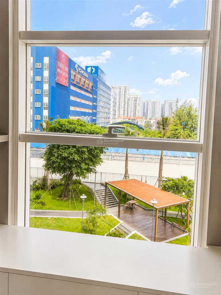 Bán căn studio sunrise city north, 29 m2, full nt như hình  2,5 tỷ