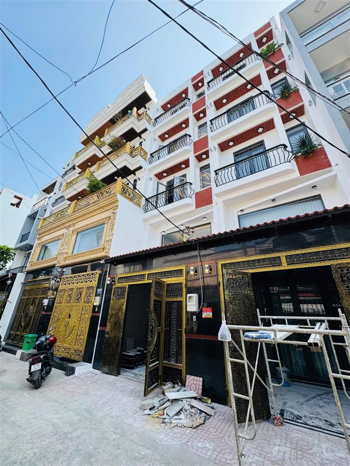 Cặp siêu phẩm thang máy xịn 1 sẹc hương lộ 2