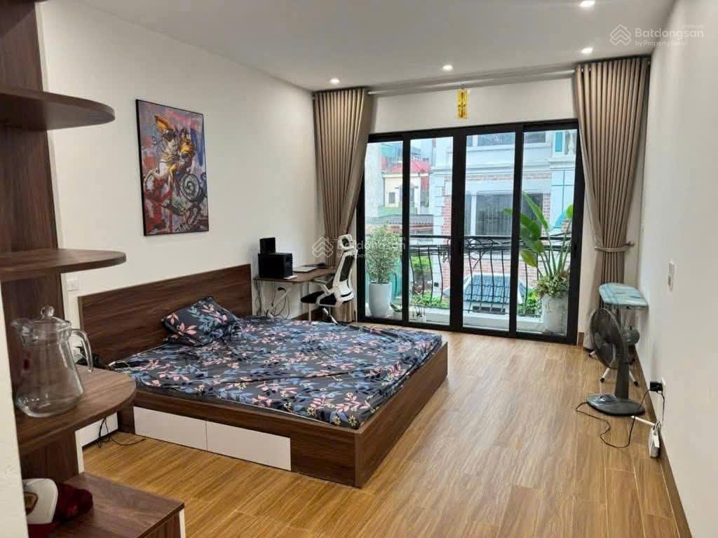 Bán nhà quận long biênphát lộc là một rừng ngọc quý kinh doanh dòng tiềndiện tích lớn giá đi về