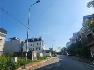 Bán lô đất đẹp làn 2 hồ điều hòa hàng khan hiếm khu đô thị đại đương. p đại phúc. bắc ninh