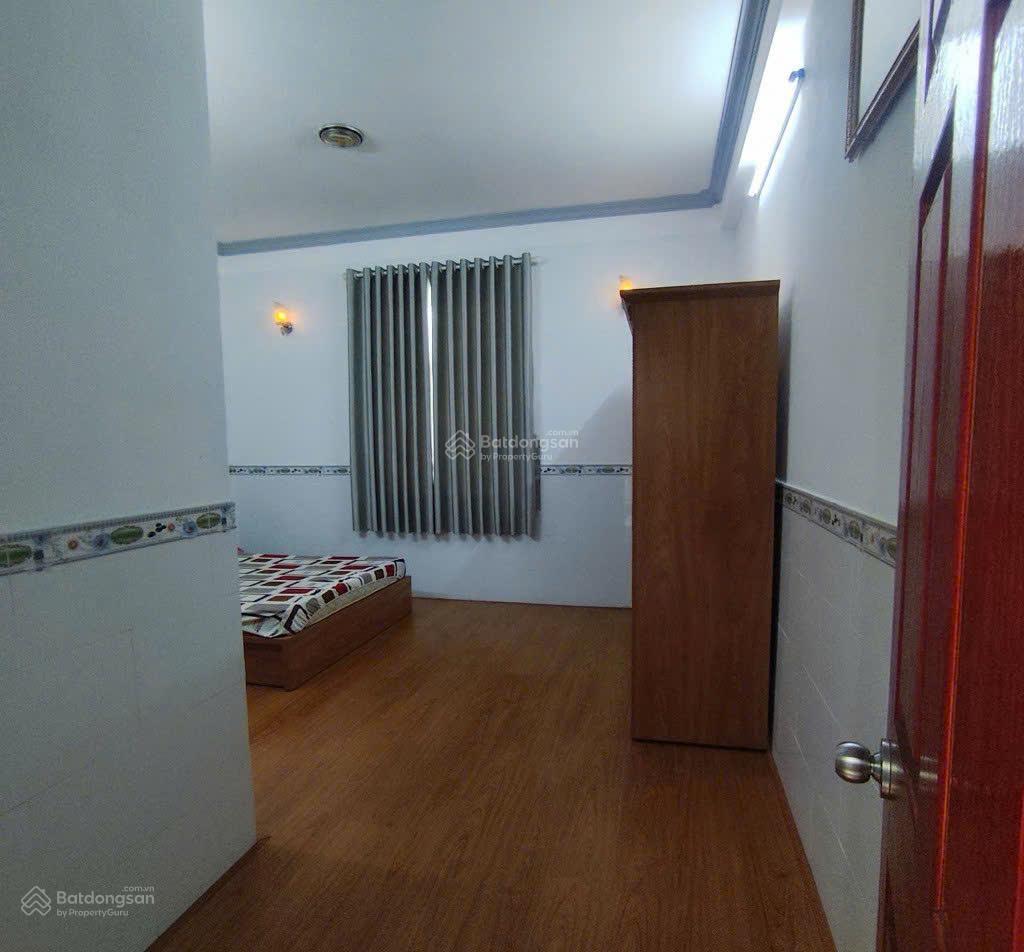 Nhà đẹp quận 8  dt 95m2 mặt tiền đường rộng  giá chỉ 11 tỷ