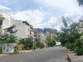 Nhà đẹp kiên cố quận 8dt 120m2mt đường 20m siêu rộng  ô tô ngủ nhà  sổ vuông vức  chỉ 9 tỷ 9