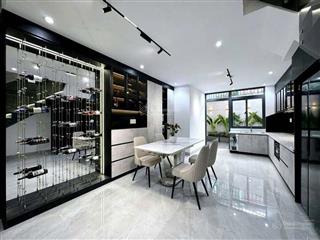 Nhà đẹp q.7 tặng nội thất sang trọng  72m2  an ninh  chỉ hơn 8 tỷ