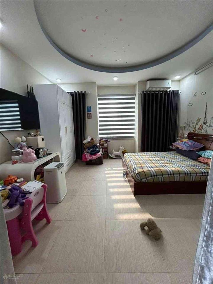 Nhà 4 tầng mặt tiền đường lâm văn bền  dt 100m2  chỉ 25 tỷ