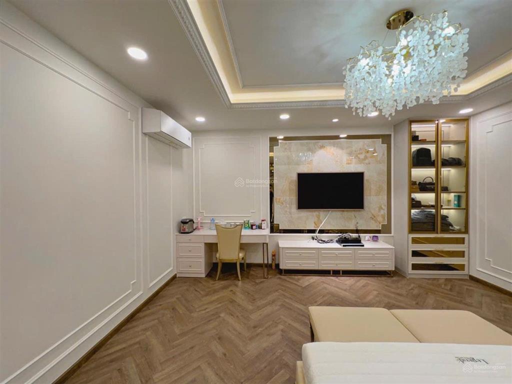 Bán nhà kdc dương hồng  nhà đẹp nội thất đẹp  dt 200m2  gần đại lộ nguyễn văn linh