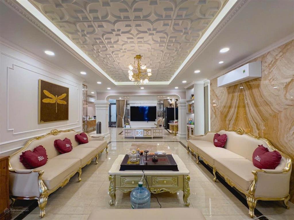 Bán nhà kdc dương hồng  nhà đẹp nội thất đẹp  dt 200m2  gần đại lộ nguyễn văn linh