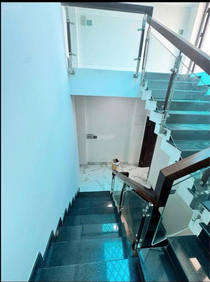 Nhà mặt tiền kdc phú lợi  phạm thế hiển  q8  đúc 4 tấm full tiện ích xung quanh  9 tỷ 6 (tl)