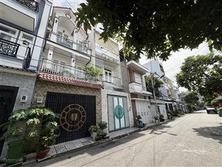 Bán nhà mặt tiền 4,5m đs 3, ql13, hiệp bình phước, huyndai ngọc an đi vào, gần thủ đức garden homes