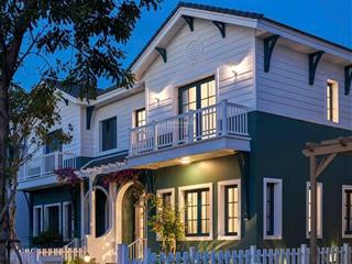 Bán biệt thự sát hồ bơi full nội thất  200m2 giá 6.7 tỷ, 160m2 giá 5.1 tỷ, 120m2 giá 4.3 tỷ