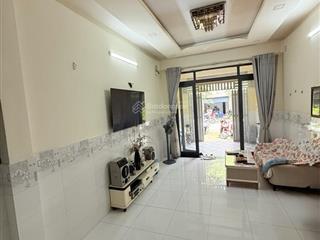 Nhà mặt tiền kinh doanh đường song hành  2 cổng trước sau  3 tâng mới  đẹp lung linh