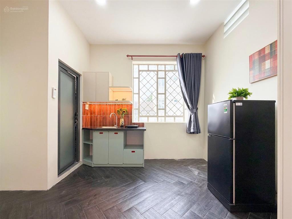 Cho thuê phòng cửa sổ full nội thất gần cầu lê văn sỹ, đh sài gòn cs1, dh sư phạm cs2