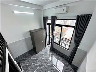 Phòng có gác ban công rộng thoáng gần cầu kiệu, quận 3