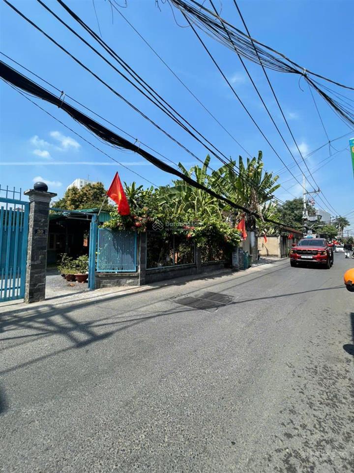 Bán nhà 2 mặt tiền đường số 20 thông 28, p.hiệp bình, dt đẹp 999,9m², khu vực kinh doanh sầm uất