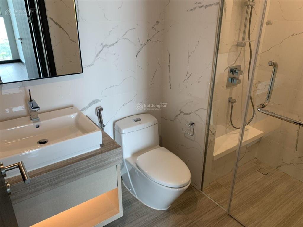 Kẹt tiền bán gấp ch estella heights, nội thất cơ bản. chính chủ xem nhà,  ngay 0902 589 ***