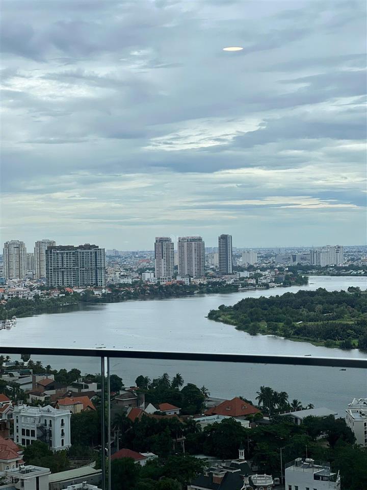 Định cư, cần bán gấp ch lumiere riverside, nội thất full. chính chủ xem nhà, gọi ngay 0902 589 ***