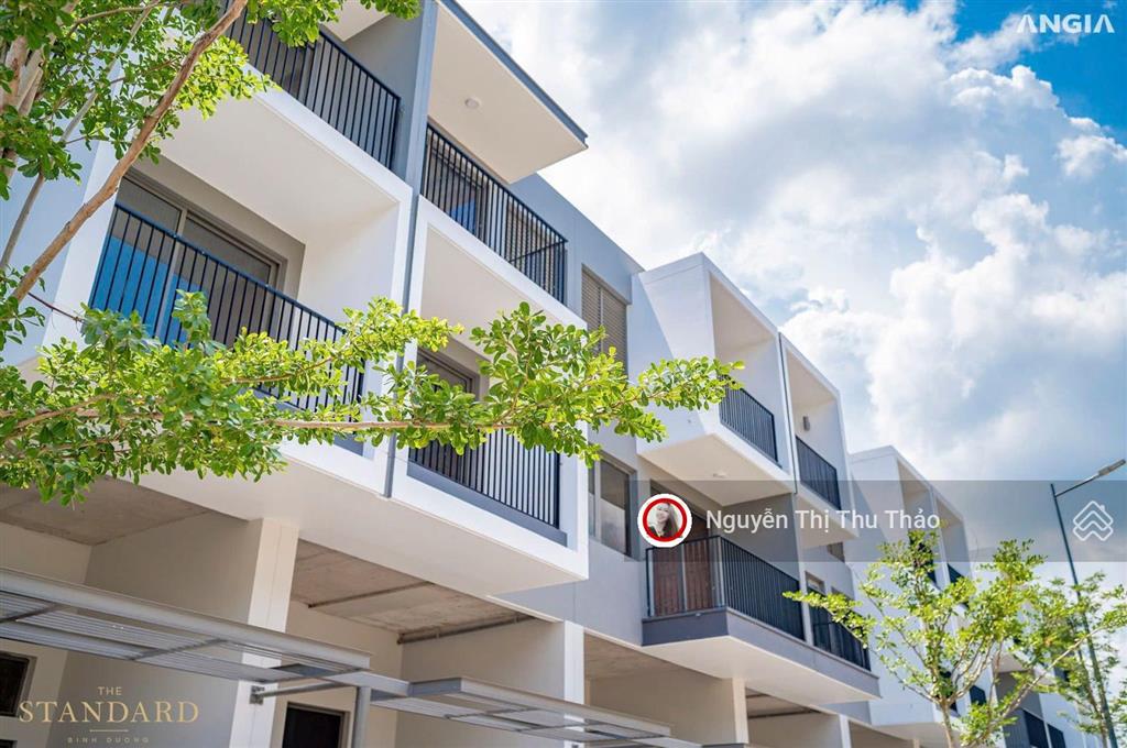 Giá gốc cđt, không chênh lệch,tt chỉ 30% nhận nhà ở ngay,nhà phố 1 trệt 2 lầu.gọi ngay0902 589 ***