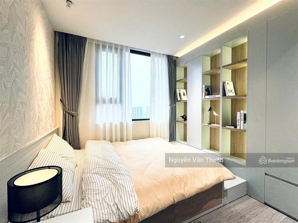 Chính chủ bán căn 2 phòng ngủ,83m2 chung cư golden field, 24 nguyễn cơ thạch mỹ đình.  0937 466 ***
