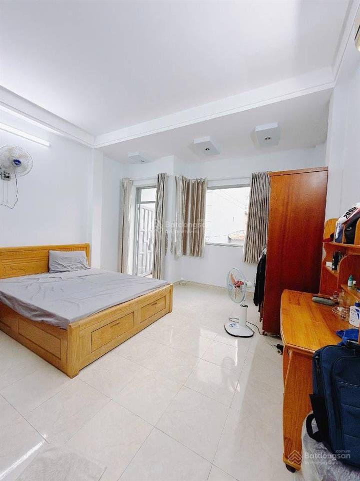 Nhà tôn đản 3 tầng 53.2m2 kdc hiện hữu hoàn công gần phố ẩm thực vĩnh khánh chỉ 6 tỷ hơn