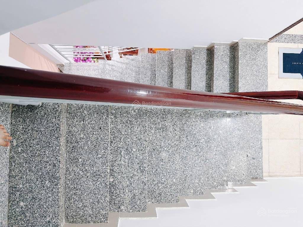 Nhà tôn đản 3 tầng 53.2m2 kdc hiện hữu hoàn công gần phố ẩm thực vĩnh khánh chỉ 6 tỷ hơn