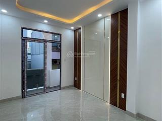 Chính chủ bán nhà 4 tầng trung tâm q4 mặt tiền khu đường phân lô 20 thước giá 5 tỷ hơn