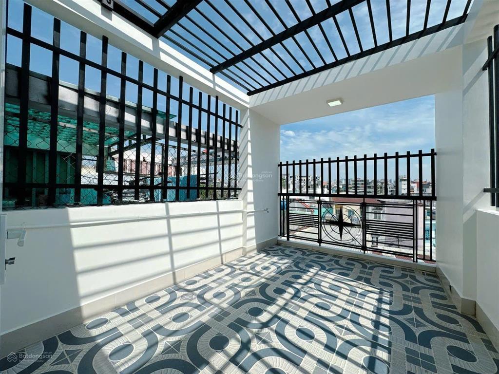 Chính chủ kế hẻm xe tải  ngay himlam q7  4 tầng đúc thật  hoàn công đủ chỉ 4.95 tỷ