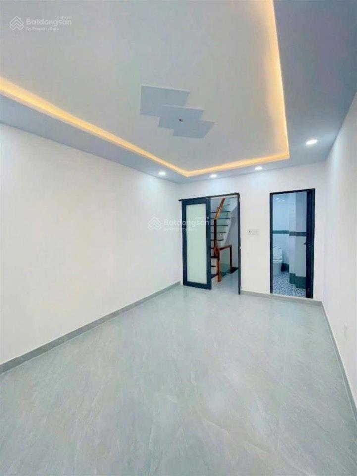 Khu vực hiếm bán 21m2 vuông vức 5 tầng khu phân lô 20 thước gần mt đường hoàng diệu 5 tỷ nhỉnh tlcc
