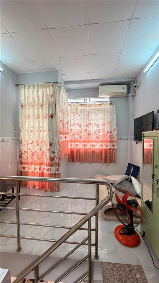 Bán nhà gần vĩnh khánh 2 tầng kdc 21m2 nhỉnh 2 tỷ nhỉnh tlcc
