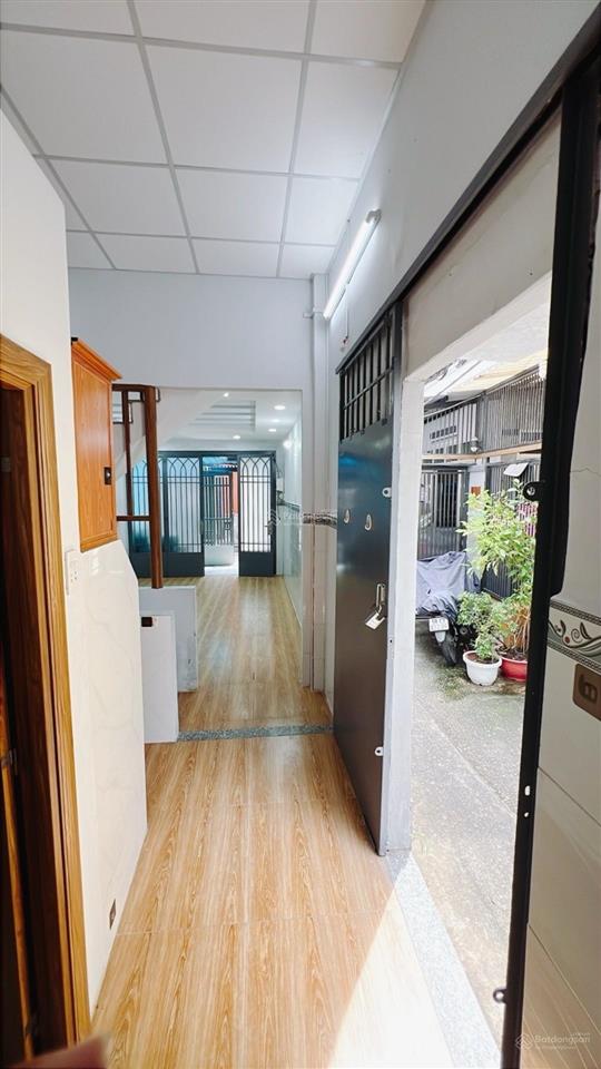 Khánh hội cách mặt tiền đường 10m  khu dân cư chính trang  lô góc thông thoáng 45m2  nhỉnh 4 tỷ