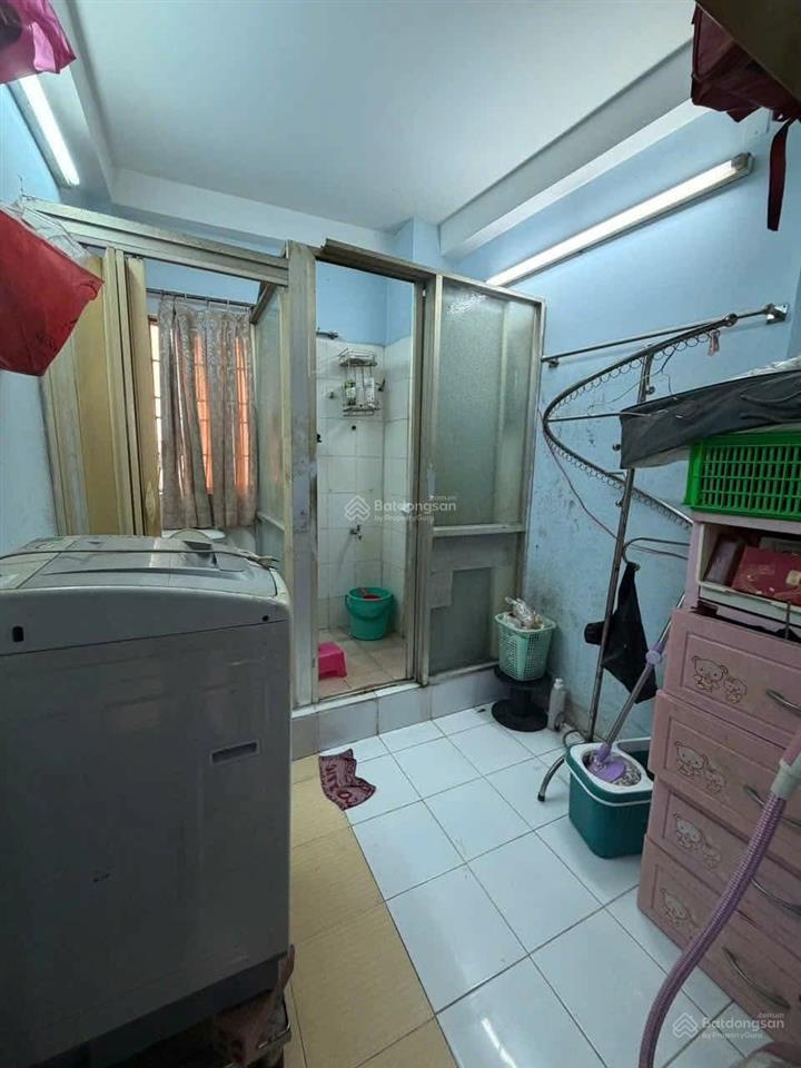 Hiếm tài chính nhỏ đáp ứng đủ nhu cầu 4 tầng 4 pn hoàn công kdc hiện hữu nhỉnh 2 tỷ tlcc