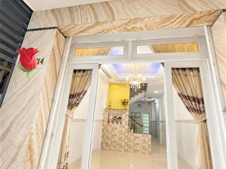Chính chủ nguyễn khoái quận 4 gần trường gần quận 1 70m2 kdc hiện hữu 100tr/m2 đón cầu nguyễn khoái