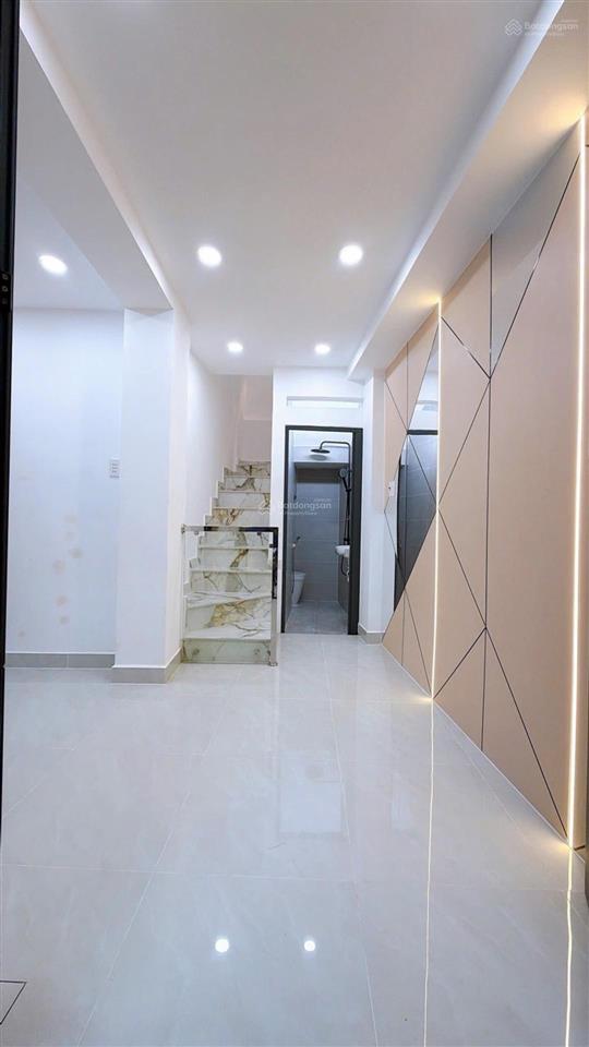 Bán nhà quận 4 mới 100% đoàn văn bơ  thông nguyễn tất thành khu dân cư hiện hữu 2,1 tỷ tlcc