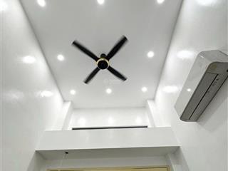 Khu vực hiếm bán chính chủ bến vân đồn quận 4 5 tầng 5pn khu dân cư hoàn công đủ 6,5 tỷ tlcc