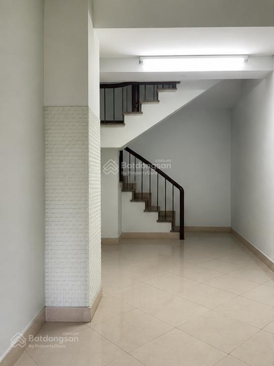 Chính chủ bán nhà đoàn văn bơ quận 4 gần cầu camet 4 tầng hoàn công đủ 4pn chỉ 4,6 tỷ còn tltc