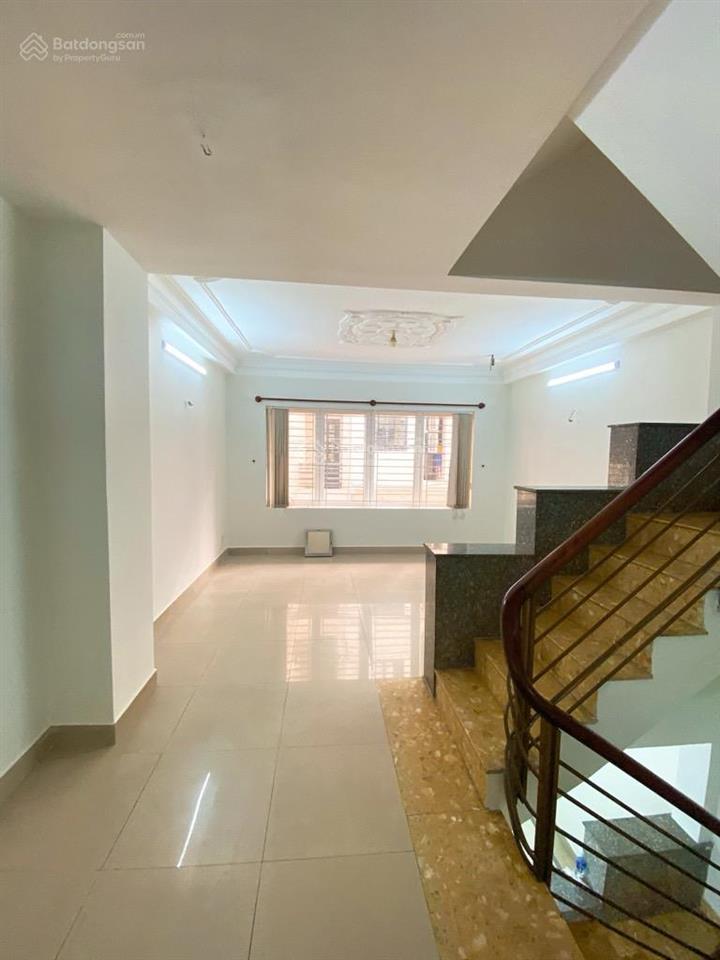 Chính chủ giảm bán nhà mt đường số 40m2 5 tầng 5pn xe hơi ngủ trong nhà giá chỉ 12 tỷ còn tl