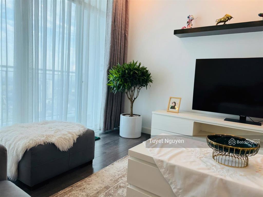 Bán căn hộ hoàng anh new sài gòn 121m2, 3pn, lầu cao view đẹp,hướng đông nam vượng khí. giá 5.5 tỷ