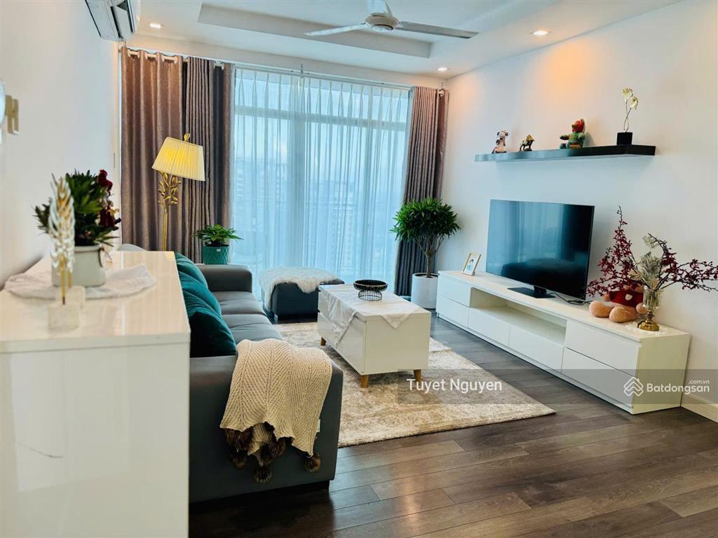 Bán căn hộ hoàng anh new sài gòn 121m2, 3pn, lầu cao view đẹp,hướng đông nam vượng khí. giá 5.5 tỷ