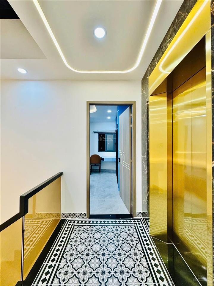 Chỉ 10.95 tỷ có ngay siêu phẩm thích quảng đức 5 tầng thang máy full nội thất