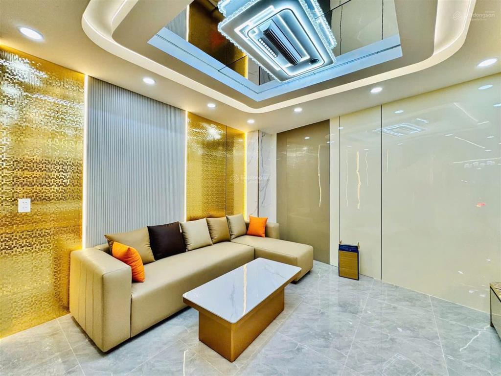 Chỉ 10.95 tỷ có ngay siêu phẩm thích quảng đức 5 tầng thang máy full nội thất