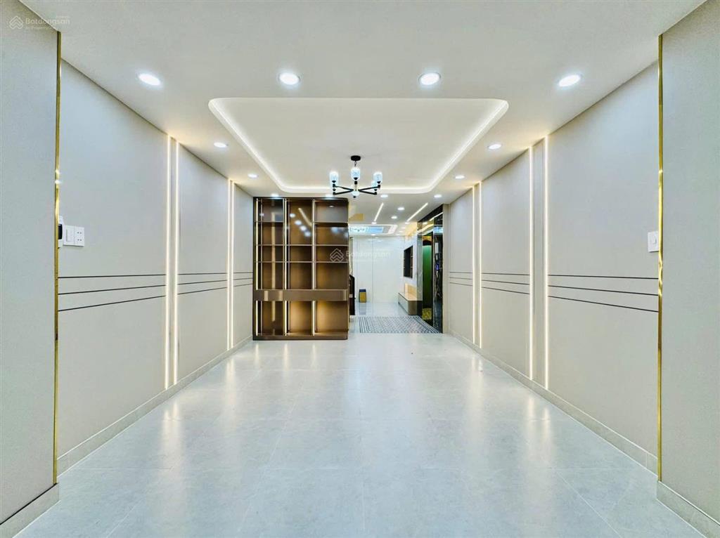 Chỉ 10.95 tỷ có ngay siêu phẩm thích quảng đức 5 tầng thang máy full nội thất