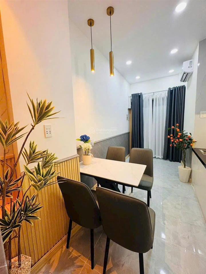 Nhà đẹp trung tâm quận 3, cư xá đô thành, phường bàn cờ  4 tầng đúc, giá chỉ 3.9 tỷ