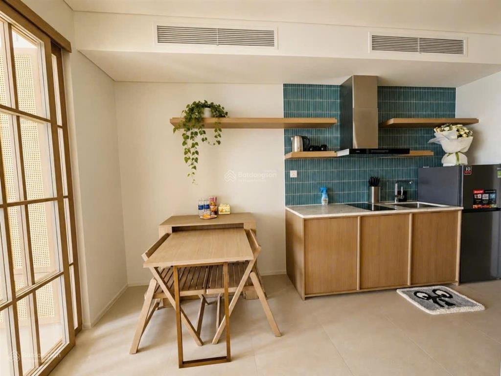 Nhà trang vào mùa nghỉ dưỡng đặt trước căn đẹp, giá tốt