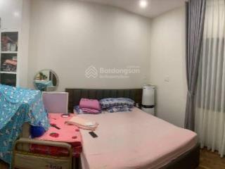 Nhà mới 4 tầng  4pn khép kín  gần hẻm xe hơi  nội thất đầy đủ  vào ở ngay